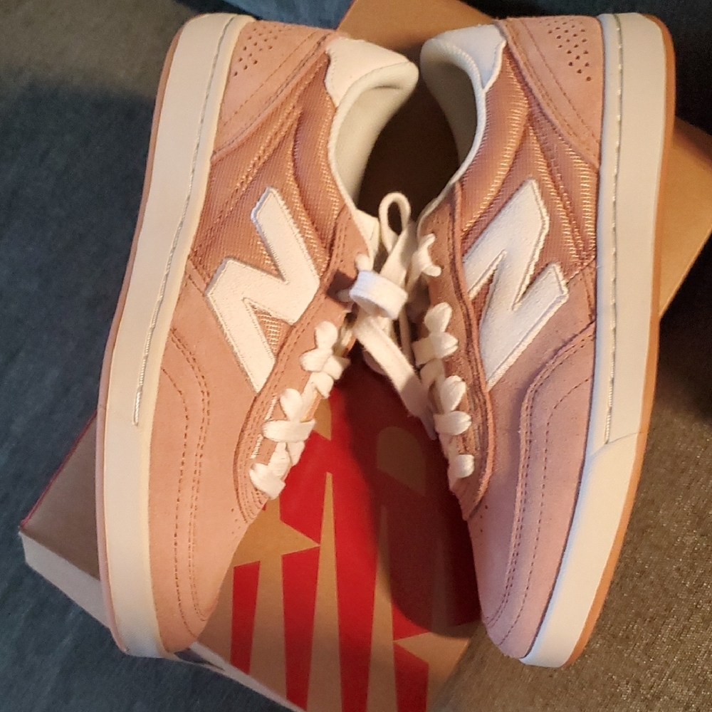 New Balance Numeric 440 V2 Rose & White Skate Shoes NIB - Picture 6 of 9